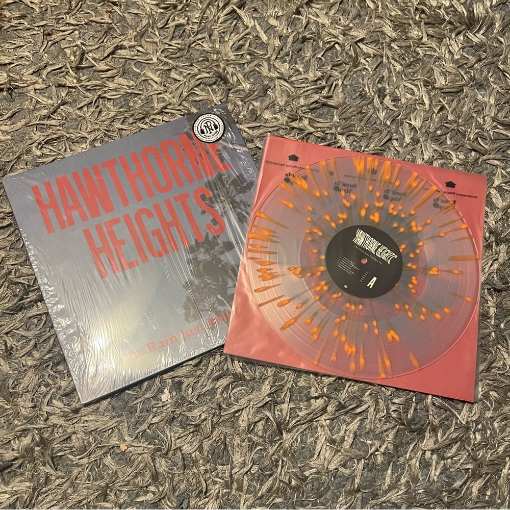 Never played Hawthorne heights the rain just follows me splatter vinyl
